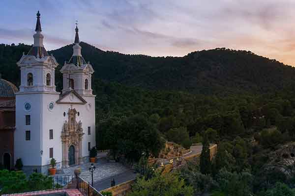 Santuario de la Fuensanta Parque regional de Carrascoy y el Valle - Turismo de Murcia