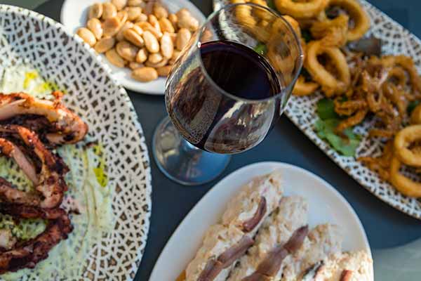 Going out for tapas - Tourism in Murcia