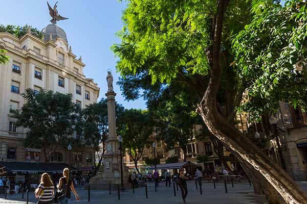 Plaza de Santa Catalina Pasear terrazas Plazas de Murcia - Turismo de Murcia