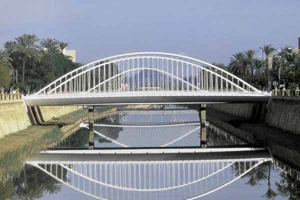 Puente del Hospital de Murcia Recorrer el rio puente a puente - Turismo de Murcia