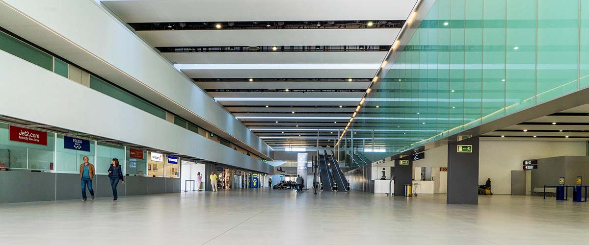 Aeropuerto internacional de la Región de Murcia - Turismo de Murcia